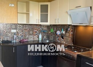 Сдам в аренду двухкомнатную квартиру, 38 м2, Москва, улица Лавочкина, 16к2, метро Водный стадион
