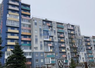 Двухкомнатная квартира на продажу, 47 м2, Калининград, улица Александра Суворова, 31