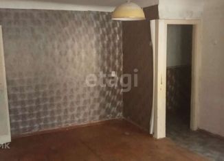 Двухкомнатная квартира на продажу, 46 м2, Бердск, улица Свердлова, 4