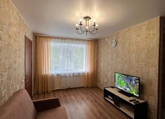 Продаю 2-ком. квартиру, 43.9 м2, Углич, Северная улица, 18А