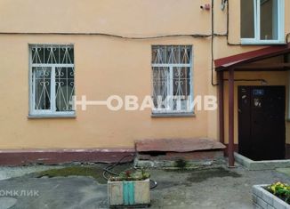 Продаю двухкомнатную квартиру, 40.3 м2, Новосибирск, улица Урицкого, 12, улица Урицкого