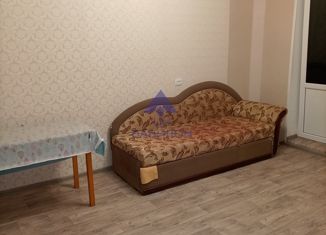 Сдается в аренду 2-комнатная квартира, 49 м2, Волгодонск, улица Академика Королева, 4