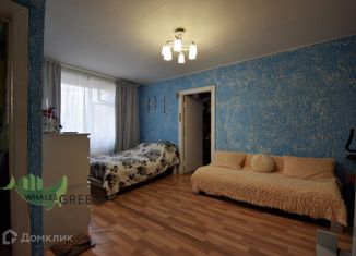 Двухкомнатная квартира на продажу, 43.2 м2, Москва, улица Маршала Рыбалко, 14к2, улица Маршала Рыбалко