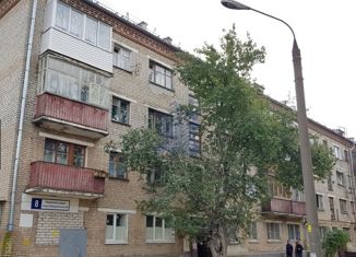 Продаю комнату, 18 м2, Новочебоксарск, Коммунистическая улица, 8