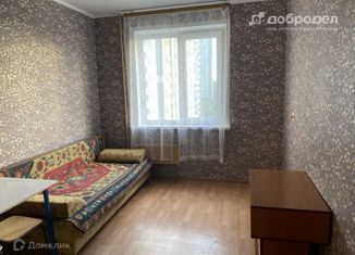 Продаю комнату, 11.5 м2, Екатеринбург, улица Старых Большевиков, 5, улица Старых Большевиков