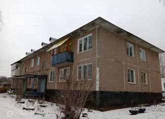 Продам двухкомнатную квартиру, 40.6 м2, поселок Майский, улица 9-й Пятилетки, 18