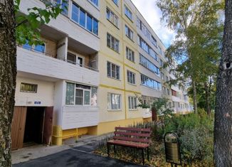 Продажа трехкомнатной квартиры, 66 м2, посёлок Рогово, Школьная улица, 18