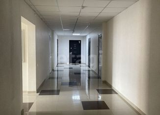 Продаю трехкомнатную квартиру, 112 м2, Ставрополь, улица Дзержинского, 138, микрорайон №1