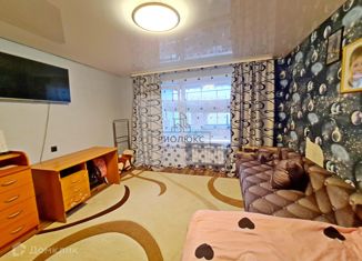 Продаю двухкомнатную квартиру, 53.5 м2, посёлок Озёрный, Молодёжная улица, 1