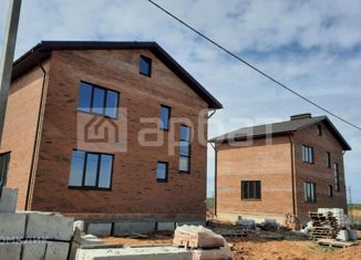 Продам дом, 201 м2, деревня Клюшниково