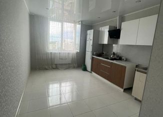 Продается двухкомнатная квартира, 66 м2, Энгельс, улица Пушкина, 85