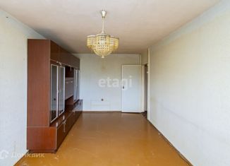 Продажа трехкомнатной квартиры, 57 м2, Тюменская область, Севастопольская улица, 25