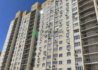 Продам двухкомнатную квартиру, 71 м2, Энгельс, проспект Фридриха Энгельса, 95Б