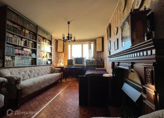 Сдается в аренду 2-ком. квартира, 45.3 м2, Москва, улица Академика Павлова, 13, метро Молодёжная