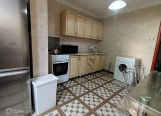 Продается 1-комнатная квартира, 40 м2, Владикавказ, улица Куйбышева, 124к2, Иристонский муниципальный округ