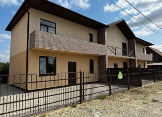 Продажа таунхауса, 112 м2, Крымск, улица Чехова