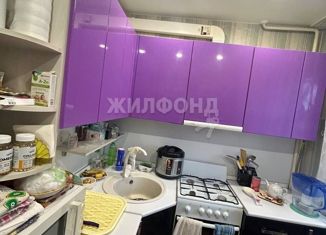 Продажа двухкомнатной квартиры, 44 м2, Тольятти, улица Карла Маркса, 19