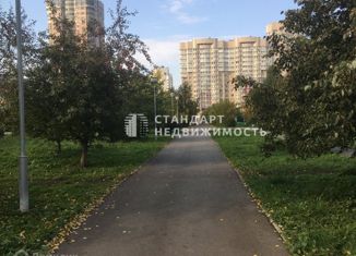 Продам 3-ком. квартиру, 79 м2, Екатеринбург, улица Крестинского, 37к2