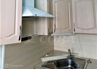 Продаю 2-ком. квартиру, 39 м2, Тобольск, микрорайон Менделеево, 12