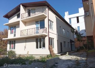 Таунхаус на продажу, 114 м2, Геленджик, Цветочная улица, 57