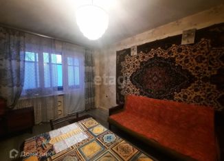 Продается 1-комнатная квартира, 37 м2, Озёрск, улица Дзержинского, 56