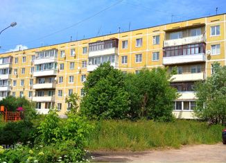 Продажа двухкомнатной квартиры, 53.3 м2, поселок Озерки, Октябрьская улица, 12