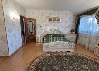 Продается 4-комнатная квартира, 150 м2, Калужская область, Садовая улица, 113