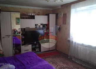 Двухкомнатная квартира на продажу, 45 м2, Строитель, Октябрьская улица, 24