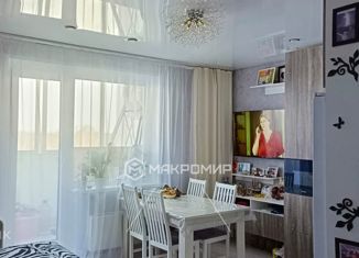 Продаю 3-комнатную квартиру, 58.5 м2, Челябинск, улица Александра Шмакова, 37