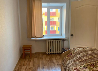 Продается двухкомнатная квартира, 43.2 м2, посёлок городского типа Звёздный, Школьная улица, 10