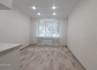 Продается 1-ком. квартира, 18 м2, Оренбург, Луговая улица, 92