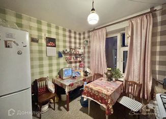 Продается 2-комнатная квартира, 49 м2, Казань, Чистопольская улица, 39, Ново-Савиновский район