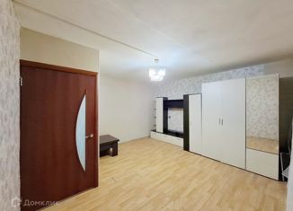 Продаю 1-комнатную квартиру, 34 м2, Крымск, улица Слободка, 166