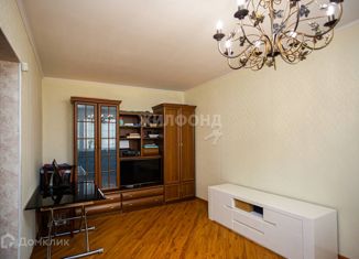 Продается двухкомнатная квартира, 44.8 м2, Кемеровская область, улица Кирова, 77