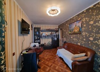 Продажа трехкомнатной квартиры, 57 м2, Калуга, улица Плеханова, 53