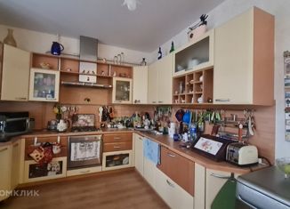 Продам 3-комнатную квартиру, 109 м2, Екатеринбург, Северный переулок, 5, метро Динамо