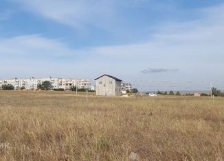 Продам участок, 6 сот., посёлок городского типа Новоозёрное, Центральная площадь