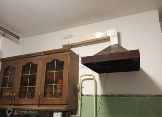 Продам 2-ком. квартиру, 63.2 м2, Нижний Новгород, улица Богдановича, 1к2, улица Богдановича