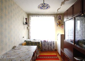 3-комнатная квартира в аренду, 57 м2, Ялуторовск, улица 40 лет Октября, 1