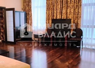 Двухкомнатная квартира в аренду, 105 м2, Омск, улица Красина, 6
