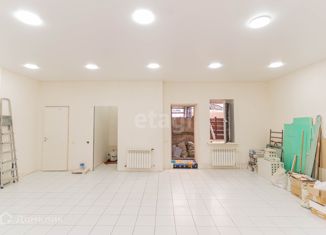 Продаю офис, 55.8 м2, Сургут, Привокзальная улица, 18/3