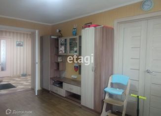 Продаю трехкомнатную квартиру, 56.4 м2, Петушки, улица Строителей, 20