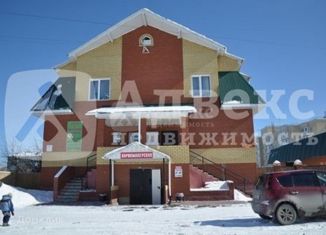 Продам дом, 600 м2, посёлок городского типа Боровский, улица 8 Марта, 9