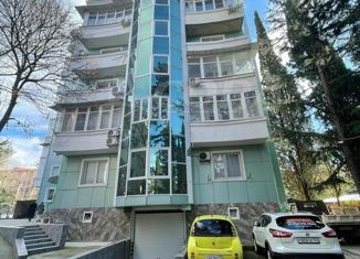 Продам трехкомнатную квартиру, 81 м2, Сочи, улица Свердлова, 118, микрорайон Черемушки