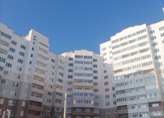 Продаю однокомнатную квартиру, 42 м2, Кострома, улица Олега Юрасова, 1, ЖК Волжский Берег