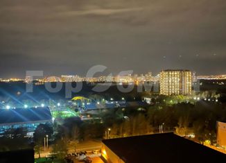 Продаю 2-ком. квартиру, 69.8 м2, Москва, улица Паршина, 10, улица Паршина