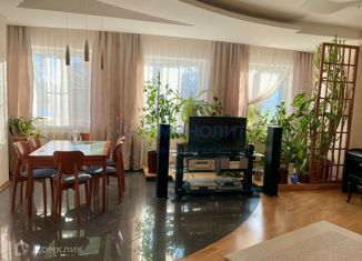Продажа 3-ком. квартиры, 138 м2, Нижний Новгород, улица Семашко, 12, улица Семашко