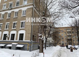 Продаю 2-комнатную квартиру, 48 м2, Москва, Студенческая улица, 15, метро Студенческая