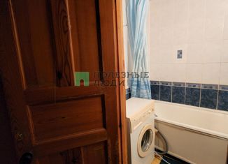 Сдам 2-комнатную квартиру, 54 м2, Альметьевск, проспект Строителей, 53Б