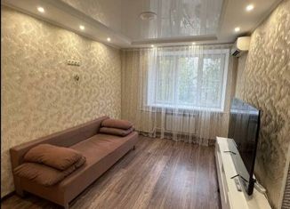 Продам трехкомнатную квартиру, 63.7 м2, Астраханская область, Звездная улица, 13